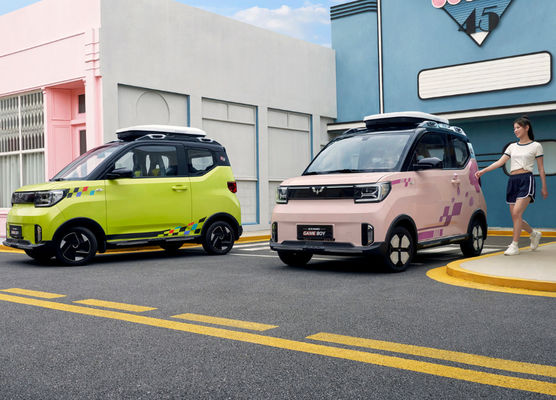 รถมินิ EV 120-170KM Wuling Ev Car 3 ประตู 4 ที่นั่งขนาดกะทัดรัด