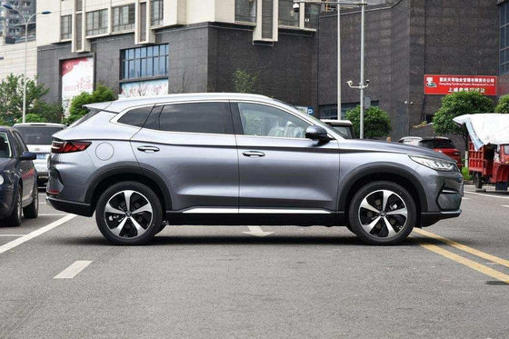 Song PLUS BYD EV รถ รถยนต์ไฟฟ้า SUV ขนาดกลาง 505KM 5 ประตู 5 ที่นั่ง