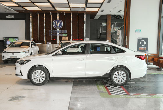 Changan Eado EV460 365-405KM Changan EV 5 ประตู 5 ที่นั่ง รถซีดานขนาดกะทัดรัด