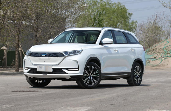 5 ประตู 5 ที่นั่ง Changan Auchan X7 EV Suv 405KM 0.5H Quick Charge