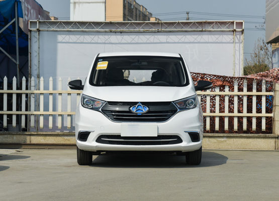 รถยนต์ไฟฟ้า MPV ขับทางเรียบ 402KM Changan Auchan A600ev 5 ที่นั่ง