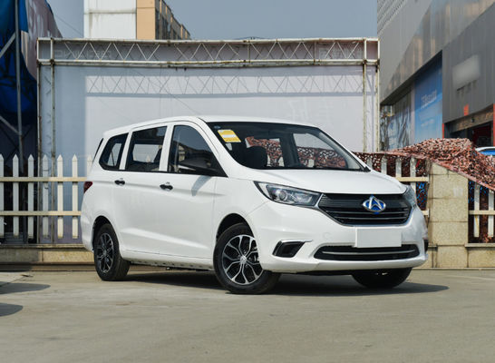 รถยนต์ไฟฟ้า MPV ขับทางเรียบ 402KM Changan Auchan A600ev 5 ที่นั่ง