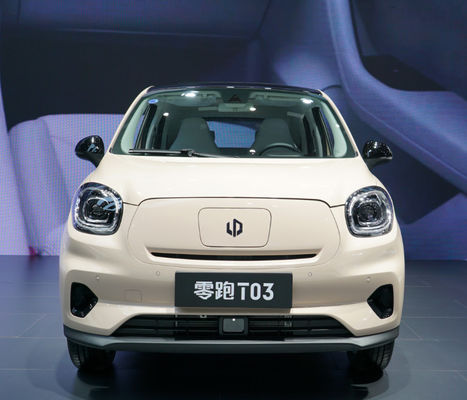 5 ประตู 4 ที่นั่ง Leap Motor T03 รถมินิคาร์ 403KM 0.6H Quick Charge