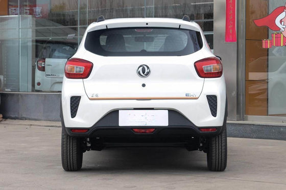 5 ประตู 4 ที่นั่ง Dongfeng Motor Electric Vehicle 330KM Dongfeng Fengshen Ex1
