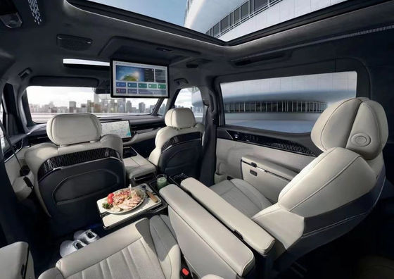 5 ประตู 6 ที่นั่ง Geely Zeekr Ev 009 Zeekr Electric Car 702-822KM Long Range