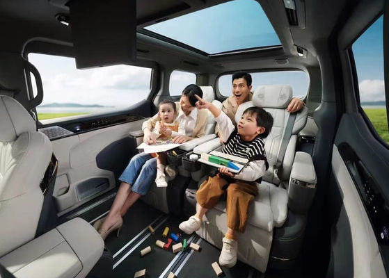 5 ประตู 6 ที่นั่ง Zeekr 009 Electric Minivan Long Range 702-822KM