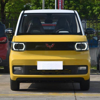 Pure Electric Gm Wuling Mini Ev 120-170KM ขนาดกะทัดรัด Easy Park