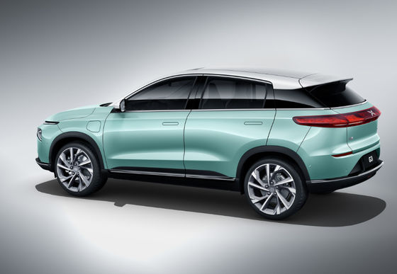 G3i 2022 รถยนต์ไฟฟ้า Xiaopeng 460-520KM ระยะไกลชาร์จเร็ว 5 ประตู 5 ที่นั่ง