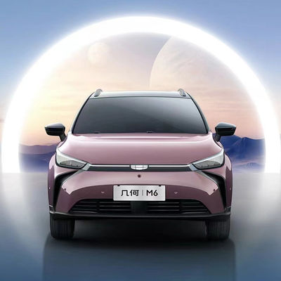 Geometry M6 รถยนต์ไฟฟ้า Geely Geely Ev Suv 400-550KM 0.5h การชาร์จอย่างรวดเร็ว