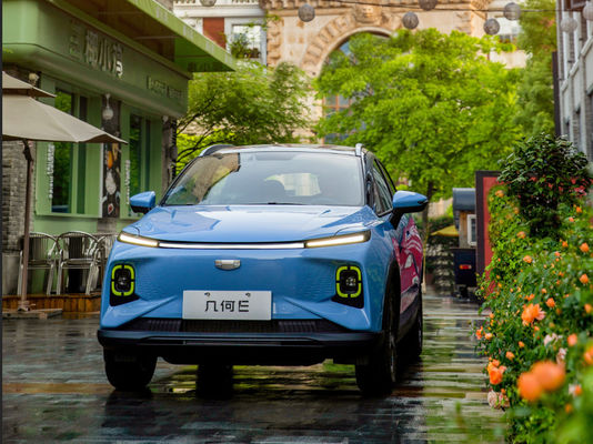 60kw Geely Suv Electric Geometry E Geely 320-410KM 5 ประตู 4 ที่นั่ง