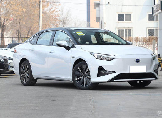 Guangqi Yilue EA6 รถยนต์ไฟฟ้าซีดาน 510KM 4 ประตู 5 ที่นั่ง 0.78H ชาร์จเร็ว