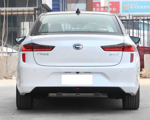 Guangqi Yilue EA6 รถยนต์ไฟฟ้าซีดาน 510KM 4 ประตู 5 ที่นั่ง 0.78H ชาร์จเร็ว
