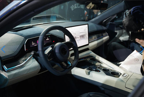 5 ประตู 5 ที่นั่ง Geely รถยนต์ไฟฟ้า Zeekr 001 Ev Long Range 546-1032KM