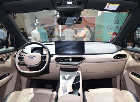 Geometry C รถยนต์ไฟฟ้า Suv 400-550KM ขนาดกะทัดรัด 5 ประตู 5 ที่นั่ง