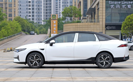 XiaoPeng P5 2022 450-550KM รถยนต์ไฟฟ้าขนาดกะทัดรัด 4 ประตู 5 ที่นั่ง