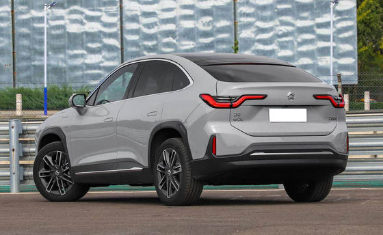 EC6 NIO รถยนต์ไฟฟ้าขนาดกลาง Suv 465-615KM พร้อม 5 ประตู 5 ที่นั่ง