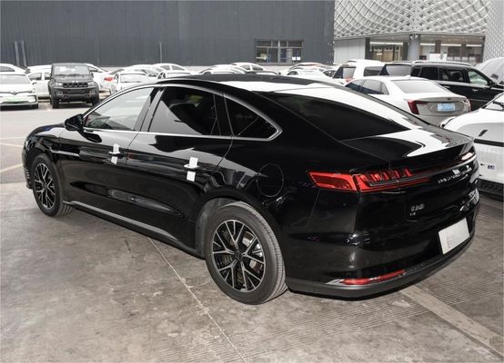 ขนาดกลางขนาดใหญ่ 506KM Byd E9 Ev Sedan Business Edition การขับขี่อัจฉริยะ